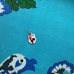 Vintage “new-old” Portugal travel charm